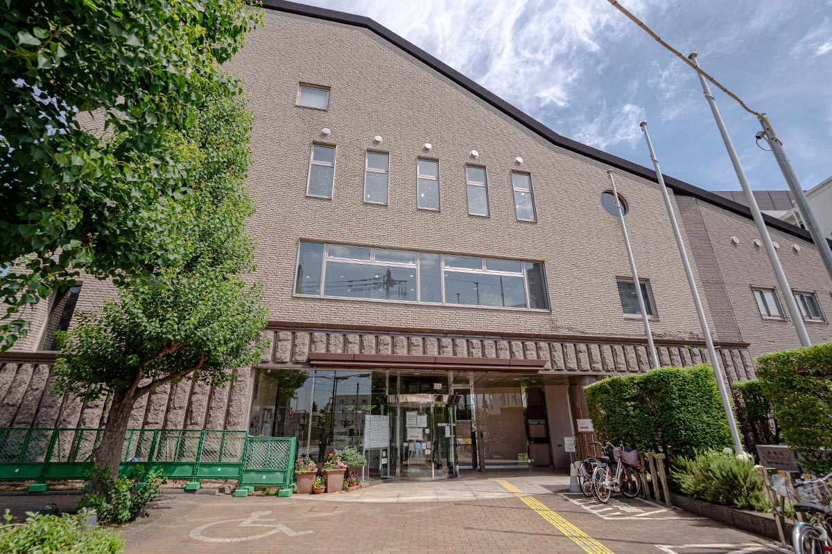 若松地域センターの外観